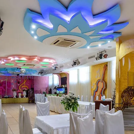 Готель дом павловых *