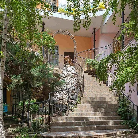 дом павловых Hotel Odessa