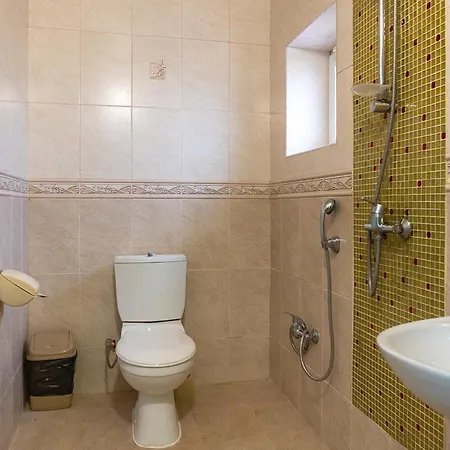 дом павловых Hotel